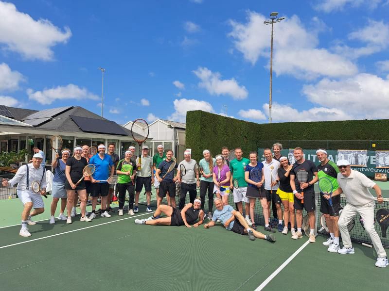 Toen was tennis nog heel gewoon…..